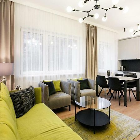 Luxury For Everyone - Hills Park Lux Apartments 2 VNO Buitenkant foto
