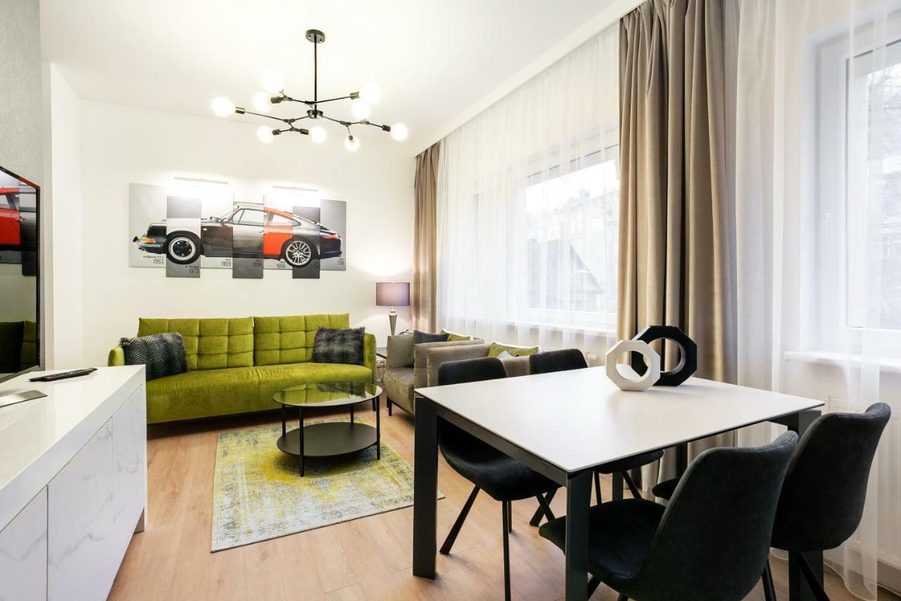Luxury For Everyone - Hills Park Lux Apartments 2 VNO Buitenkant foto