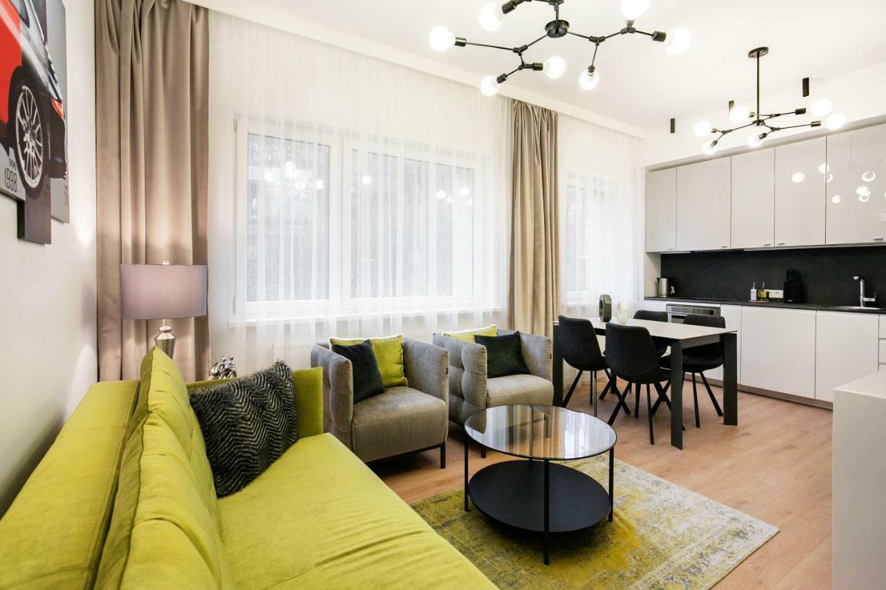 Luxury For Everyone - Hills Park Lux Apartments 2 VNO Buitenkant foto