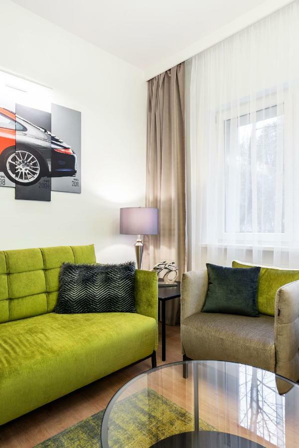 Luxury For Everyone - Hills Park Lux Apartments 2 VNO Buitenkant foto